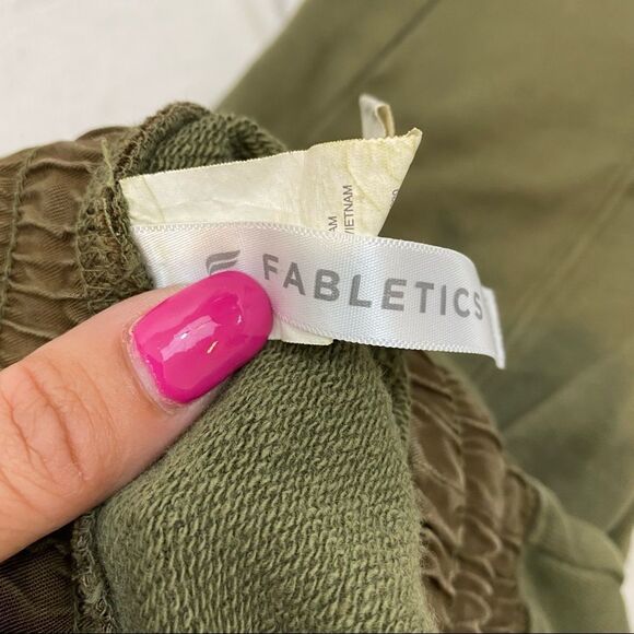 Fabletics Dark Green Cargo Pants Cinched Leg Size XS - Picture 11 of 11